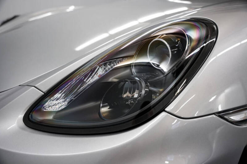 2016 Porsche Cayman GT4