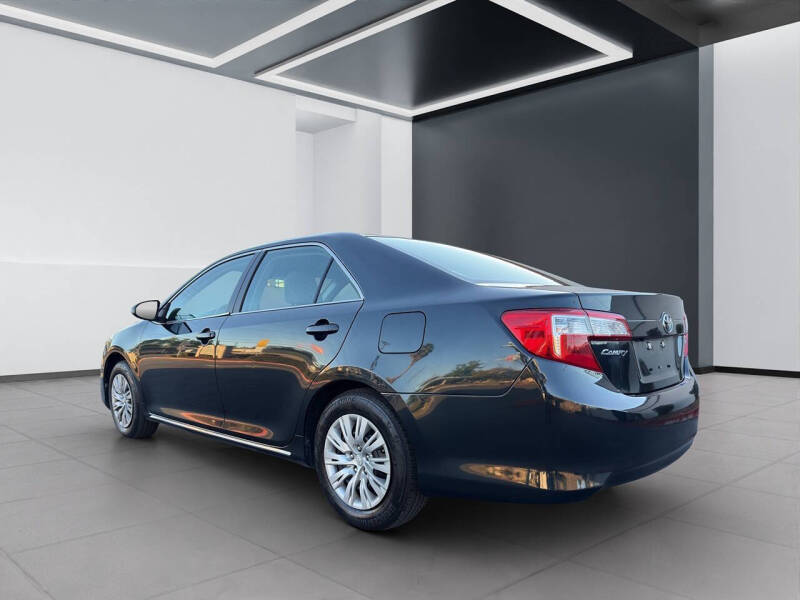 2014 Toyota Camry LE