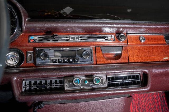 1973 Mercedes-Benz 280-Class