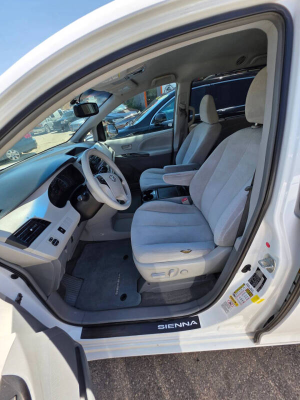 2014 Toyota Sienna
