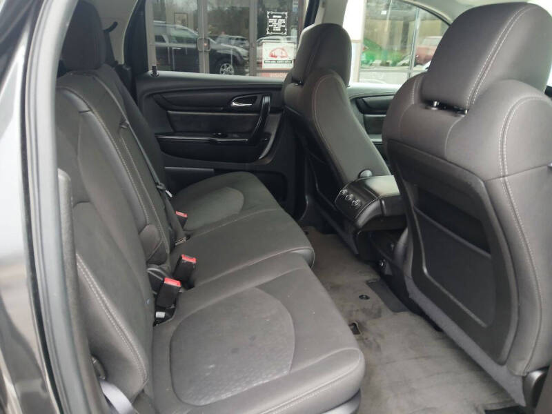 2016 GMC Acadia SLE-1