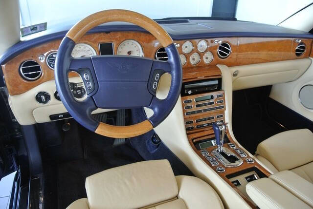 2009 Bentley Azure