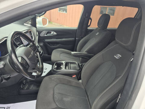 2021 Chrysler Pacifica Touring