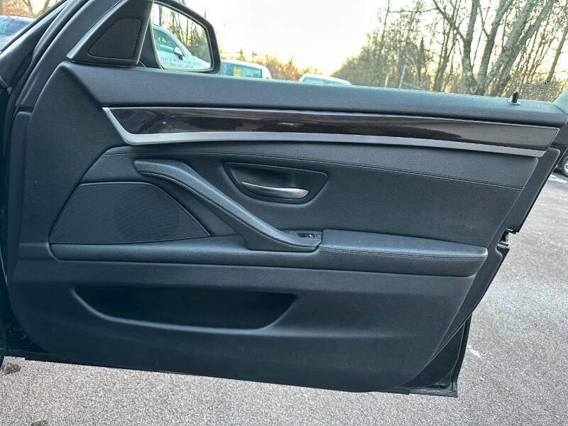 2015 BMW 5 Series 528i xDrive