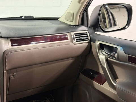 2017 Lexus GX 460