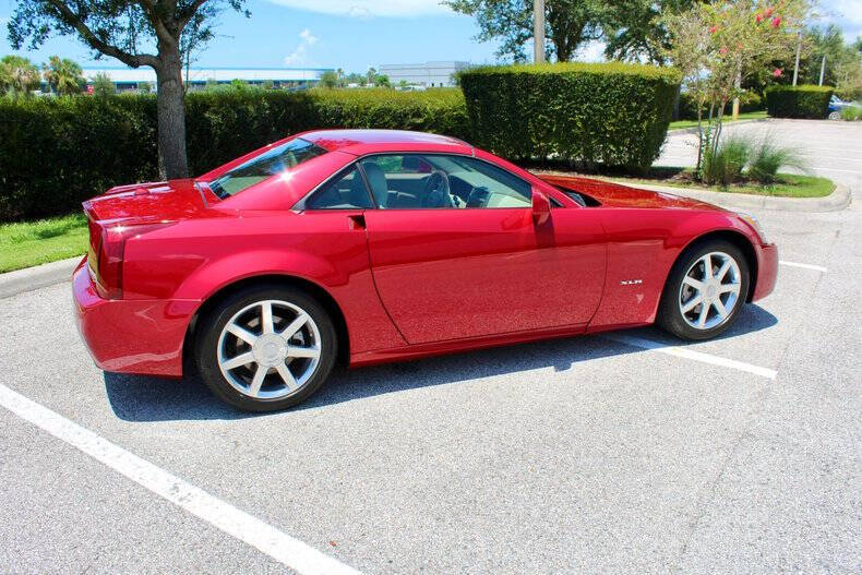 2004 Cadillac XLR