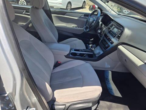 2017 Hyundai Sonata SE