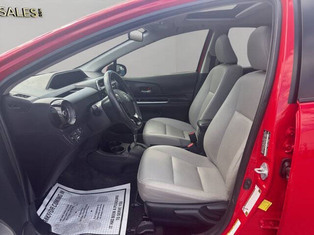 2018 Toyota Prius c Four