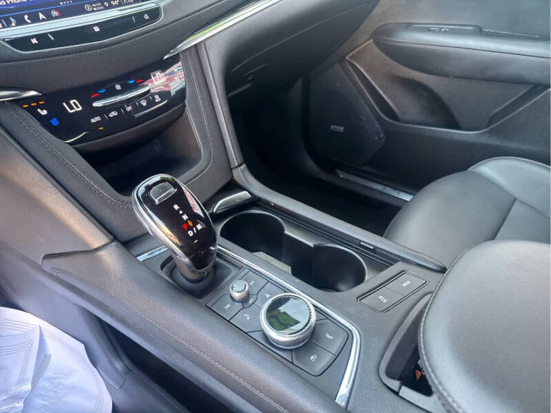 2021 Cadillac XT5 Premium Luxury