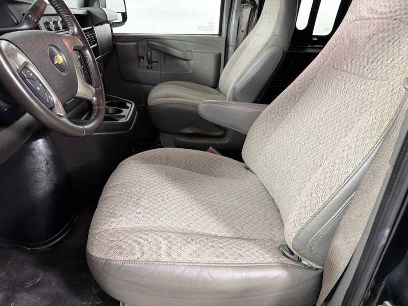 2018 Chevrolet Express 2500