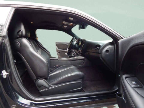 2018 Dodge Challenger SXT Plus