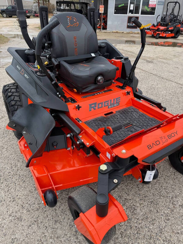 2026 Bad Boy Mowers Rogue 61