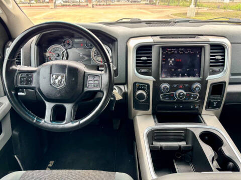 2019 RAM 1500 Classic Lone Star