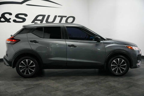 2021 Nissan Kicks S