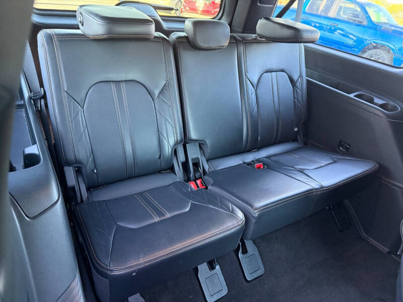 2023 Ford Expedition MAX Platinum