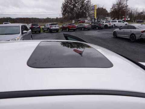 2017 Ford Taurus SEL