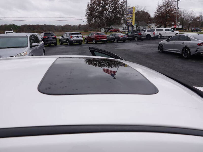 2017 Ford Taurus SEL