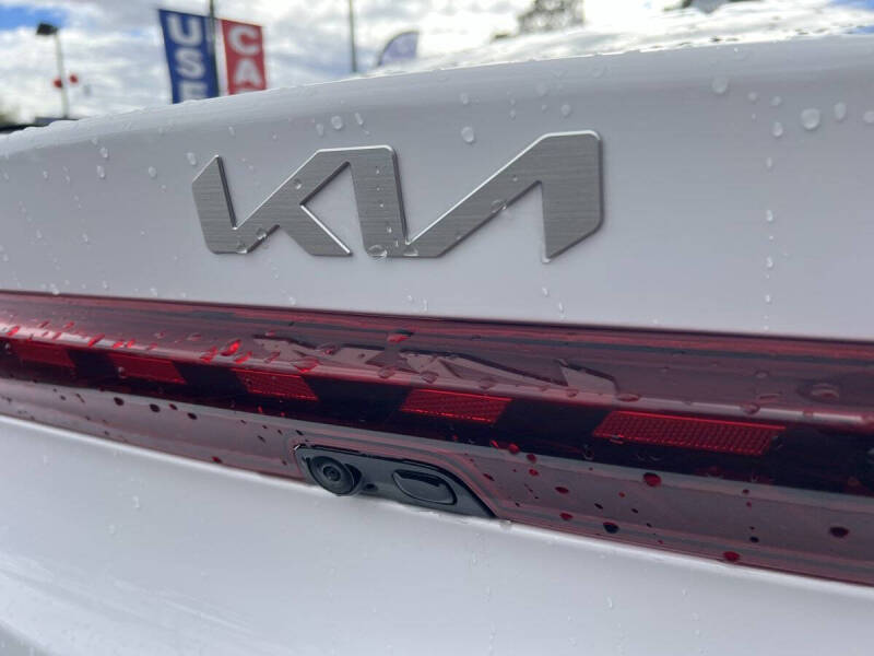 2022 Kia K5