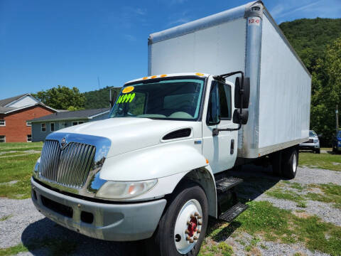 2013 International DuraStar 4300 for sale at Kerwin's Volunteer Motors in Bristol TN