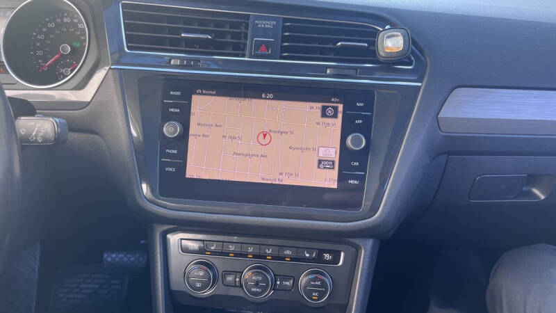 2018 Volkswagen Tiguan 2.0T SEL 4Motion