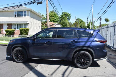 2025 Toyota Highlander LE