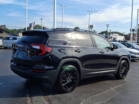 2024 GMC Terrain SLT