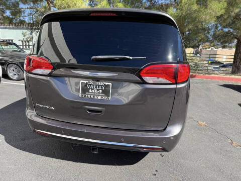 2018 Chrysler Pacifica Touring L