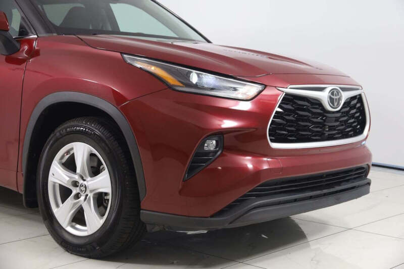 2021 Toyota Highlander LE