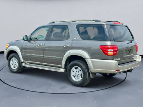 2003 Toyota Sequoia SR5