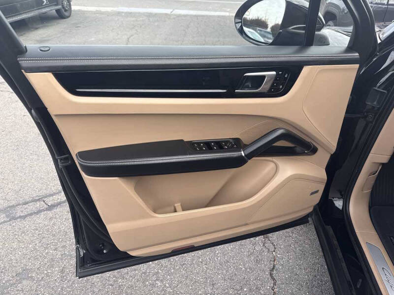 2020 Porsche Cayenne S