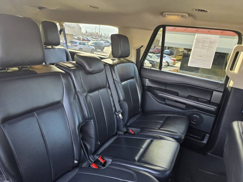 2023 Ford Expedition MAX XLT