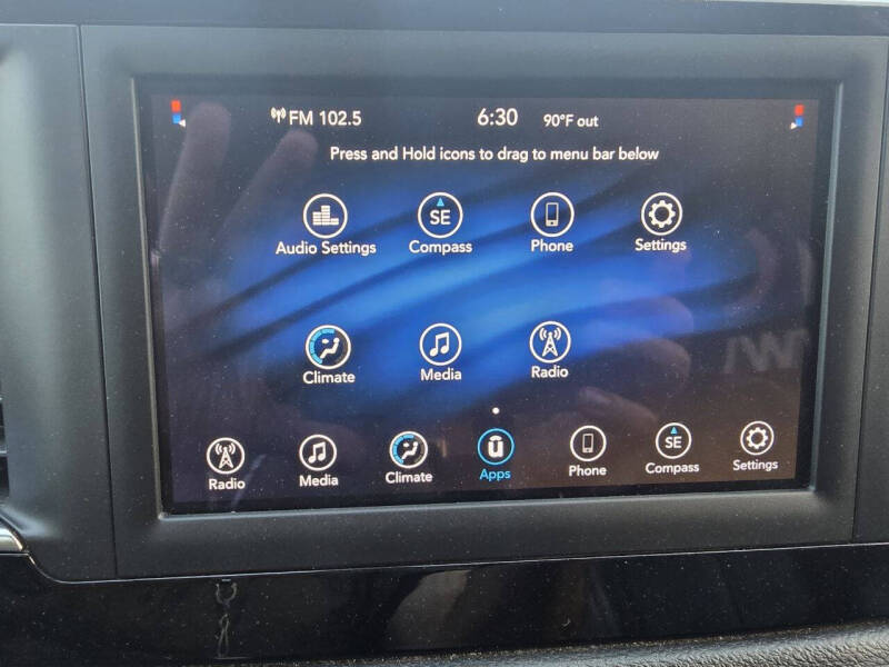 2020 Chrysler Voyager LXi