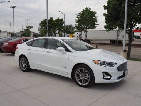 2019 Ford Fusion Hybrid for sale at SIMOTES MOTORS in Minooka IL