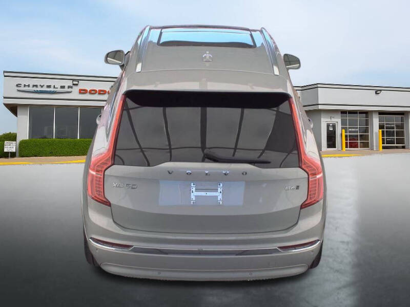 2025 Volvo XC90 B6 Plus Bright Theme 7P