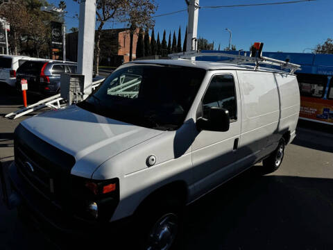 2013 Ford E-Series E-150