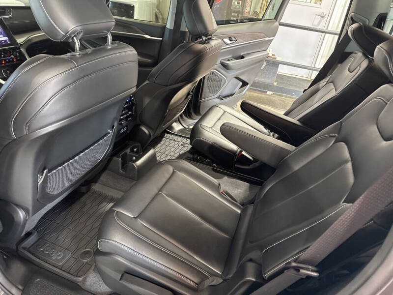 Image of 2021 Jeep Grand Cherokee L Limited