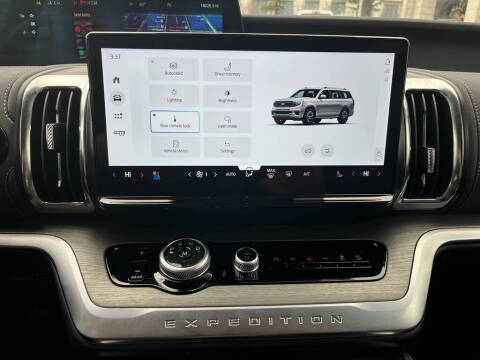 2025 Ford Expedition MAX Platinum