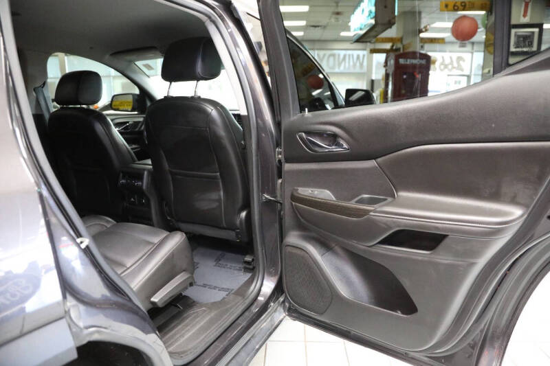 2017 GMC Acadia SLT-1