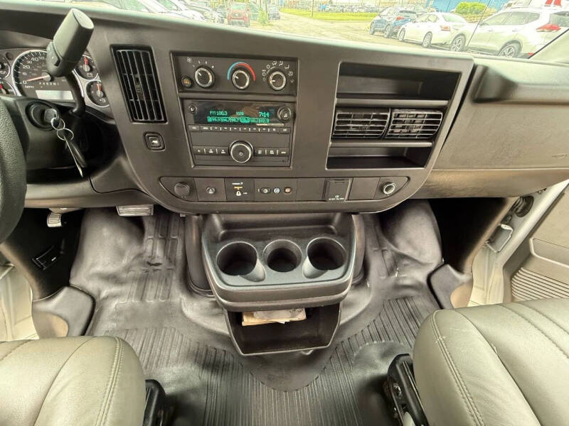 2020 Chevrolet Express 2500