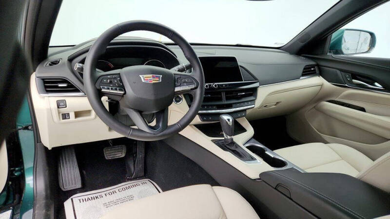 2025 Cadillac CT4 Premium Luxury