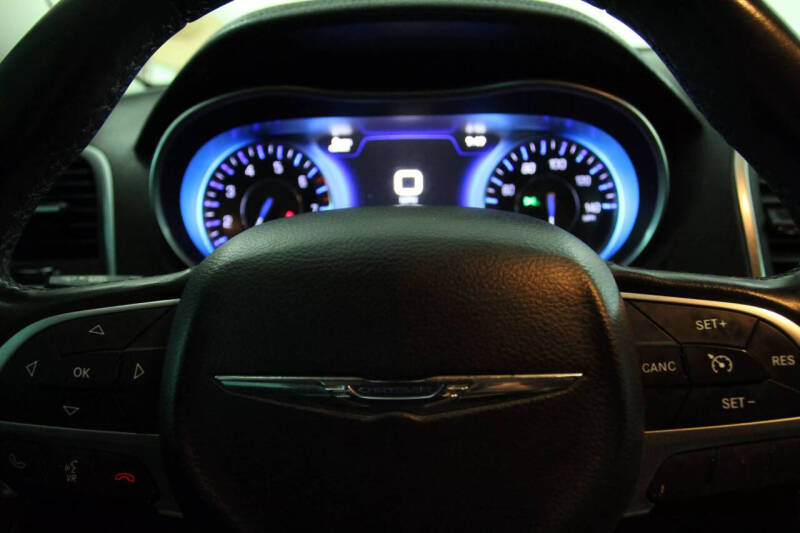 2015 Chrysler 300 Limited