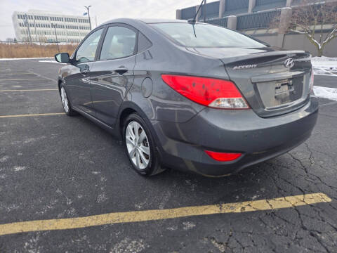 2013 Hyundai Accent GLS