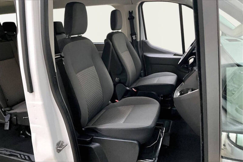 2023 Ford Transit 350 XLT