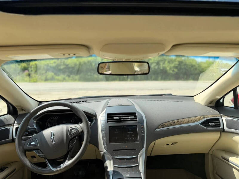 2014 Lincoln MKZ