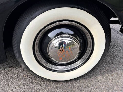 1946 Ford Super Deluxe