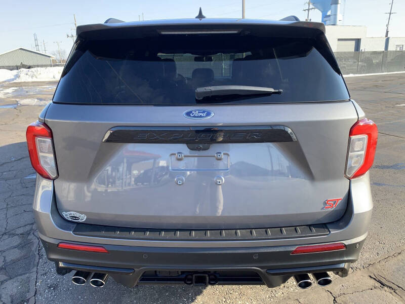 2022 Ford Explorer ST
