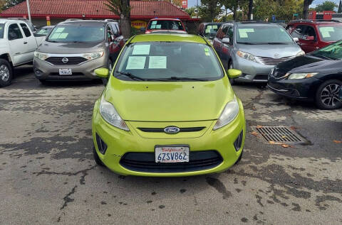 2013 Ford Fiesta SE
