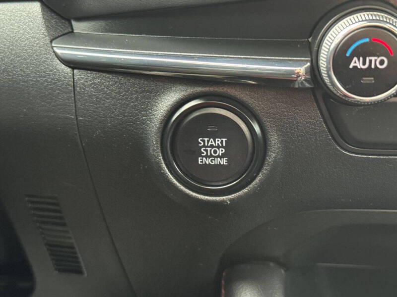 2023 Mazda Mazda3 Sedan 2.5 S Carbon Edition