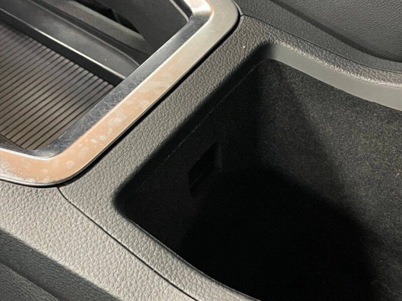 2022 Audi e-tron quattro Premium Plus