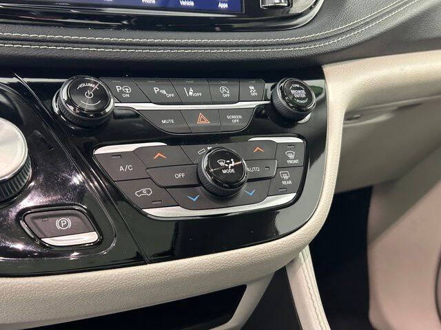 2022 Chrysler Pacifica Limited